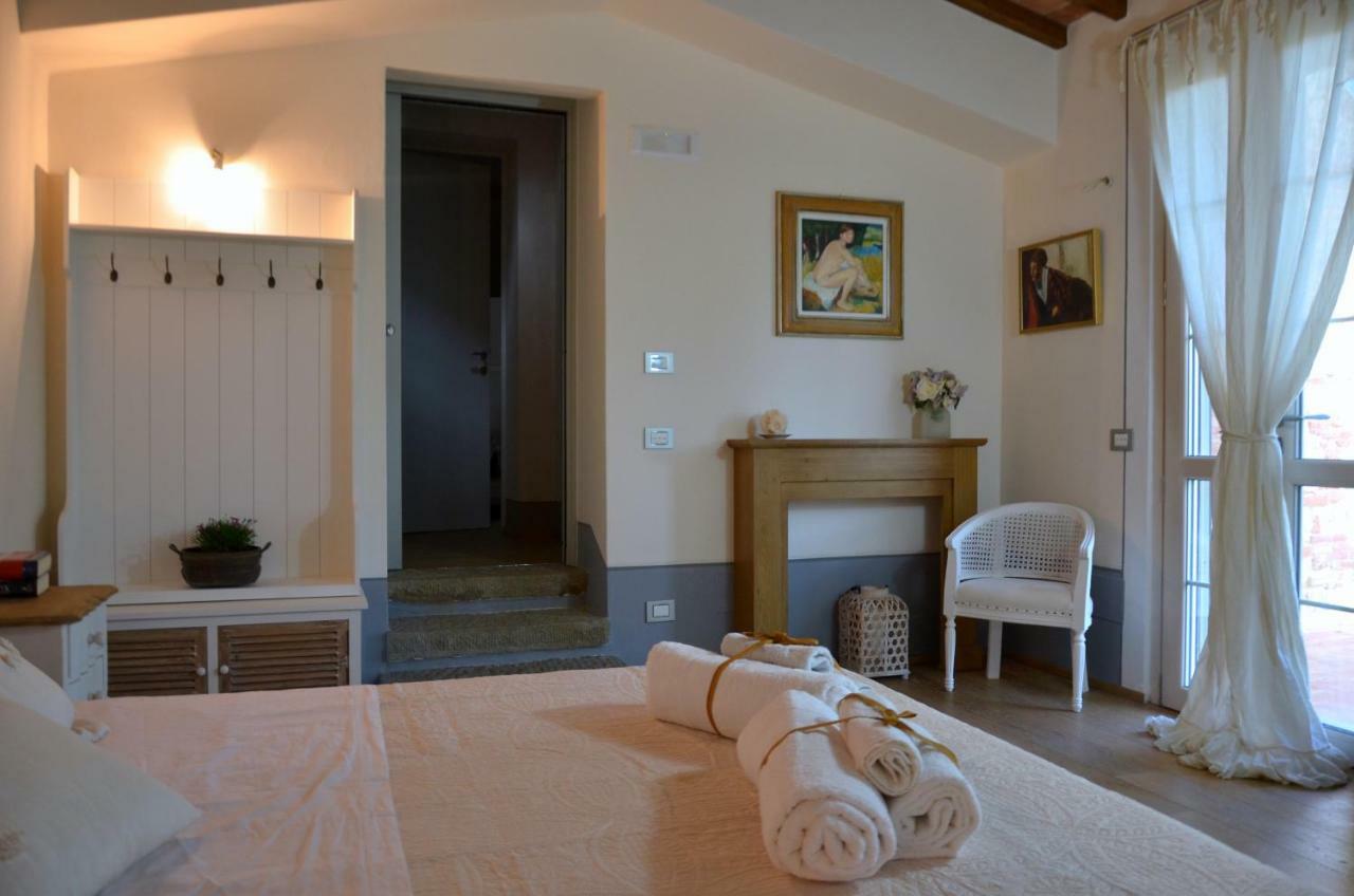 Hotel Elisabeth House Lucignano Exterior foto